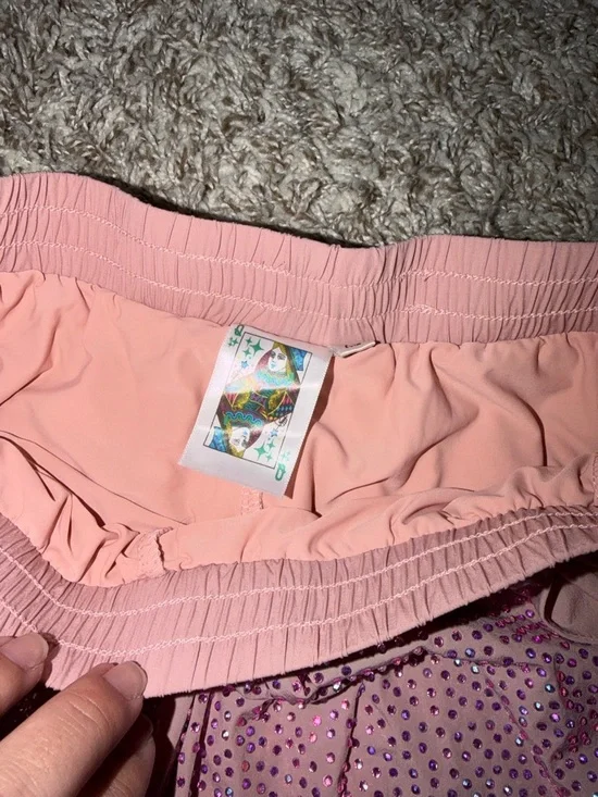 QUEEN OF SPARKLES XS Pink Rhinestone Active Shorts - Picture 3 of 4